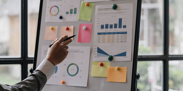 集團(tuán)管控：打破信息孤島，構(gòu)建高效信息共享平臺(tái)