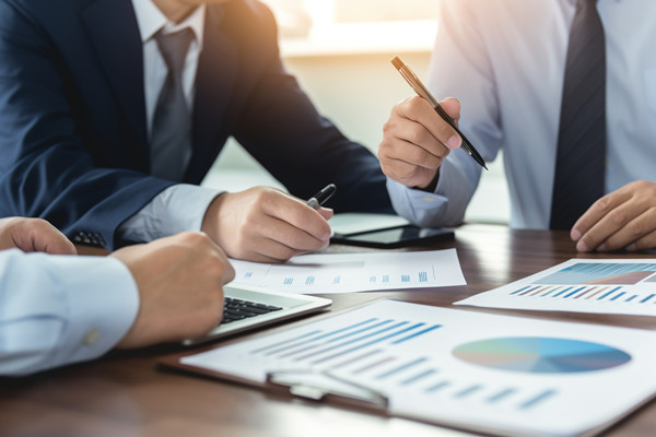 企業(yè)設(shè)立預(yù)算管理小組是不是由個人組建的？