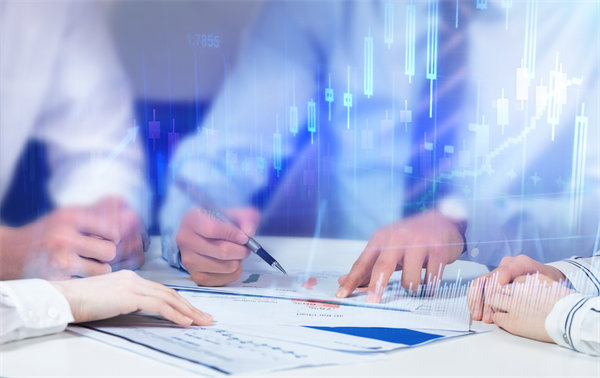 如何在快速變化的市場(chǎng)中精準(zhǔn)定位企業(yè)戰(zhàn)略方向？