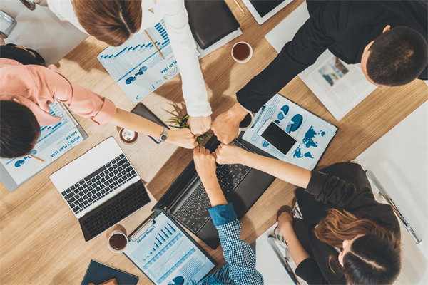 如何構(gòu)建核心競爭力以實現(xiàn)可持續(xù)發(fā)展戰(zhàn)略？