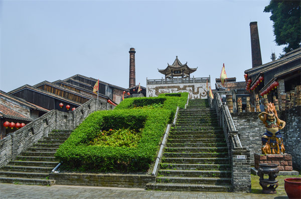 管理咨詢?cè)诜鹕街圃鞓I(yè)轉(zhuǎn)型升級(jí)中扮演何角色？