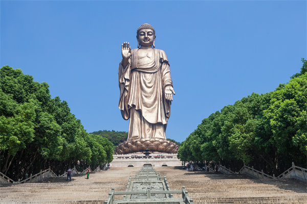如何選擇適合無(wú)錫企業(yè)特色的管理咨詢服務(wù)？
