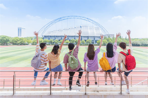 校園招聘嚴(yán)禁限定985和211高校，對(duì)制造業(yè)有哪些啟示？