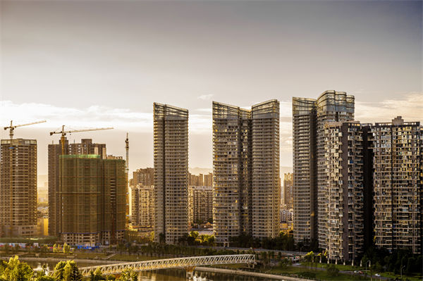 北上廣深樓市集體回暖，對(duì)制造型企業(yè)有何啟示？
