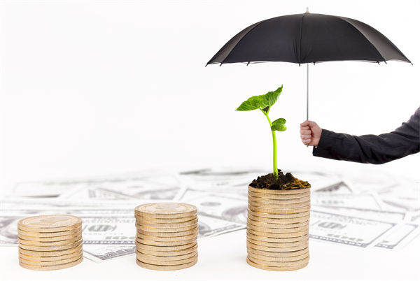 面對(duì)市場(chǎng)變化，企業(yè)戰(zhàn)略管理的靈活性如何保持與提升？