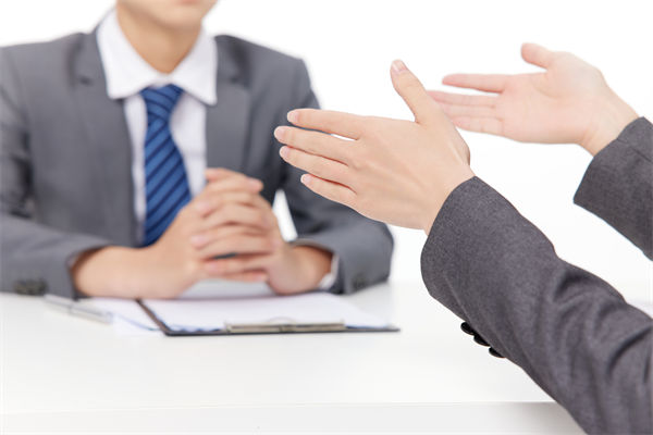 揭秘！看看企業(yè)高級HR是如何玩轉(zhuǎn)人才爭奪大戰(zhàn)的？