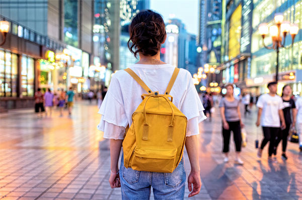 明年消費(fèi)市場(chǎng)總體態(tài)勢(shì)如何？企業(yè)對(duì)此有哪些啟示？
