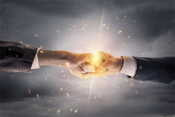 競爭對手策略多變，企業(yè)戰(zhàn)略管理如何調(diào)整以應(yīng)對挑戰(zhàn)？