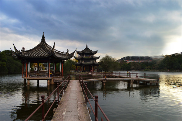 預(yù)算超支嚴(yán)重，臺(tái)州預(yù)算管理咨詢(xún)公司如何幫企業(yè)精準(zhǔn)控費(fèi)？