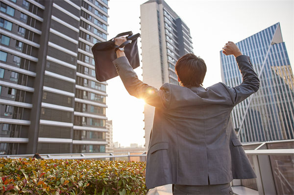 企業(yè)文化分析：為什么越來越多年輕人愛上丑娃娃？