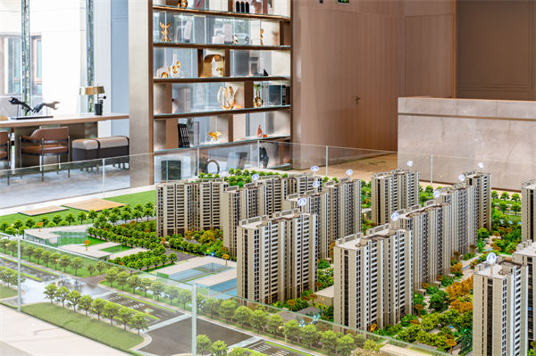 買房爛尾法院判退房退款不還房貸，關(guān)聯(lián)企業(yè)戰(zhàn)略啟示