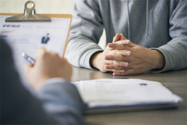 人社局回應(yīng)公司招聘35歲以上勿擾，企業(yè)管理怎么看？